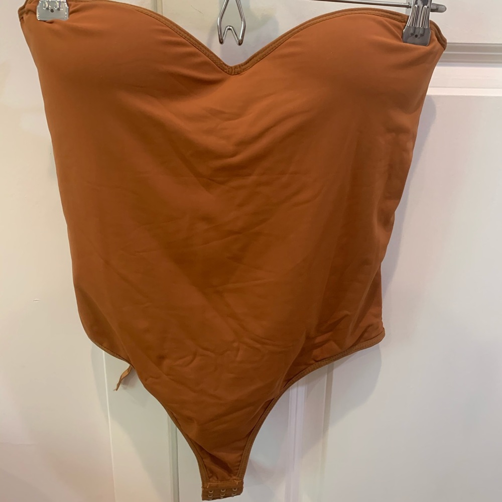 Jlux label strapless bodysuit